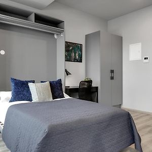 Studio met een King Size Bed